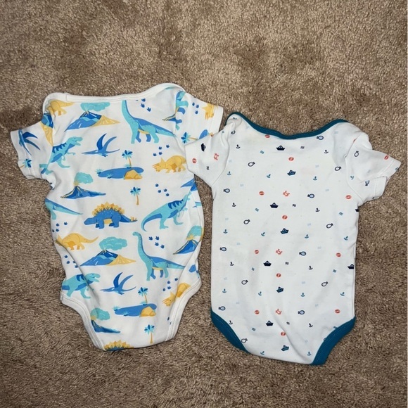 Starting Out Set of Boys Short Sleeved Onesies Sizes 3 & 6 Months - Picture 2 of 7